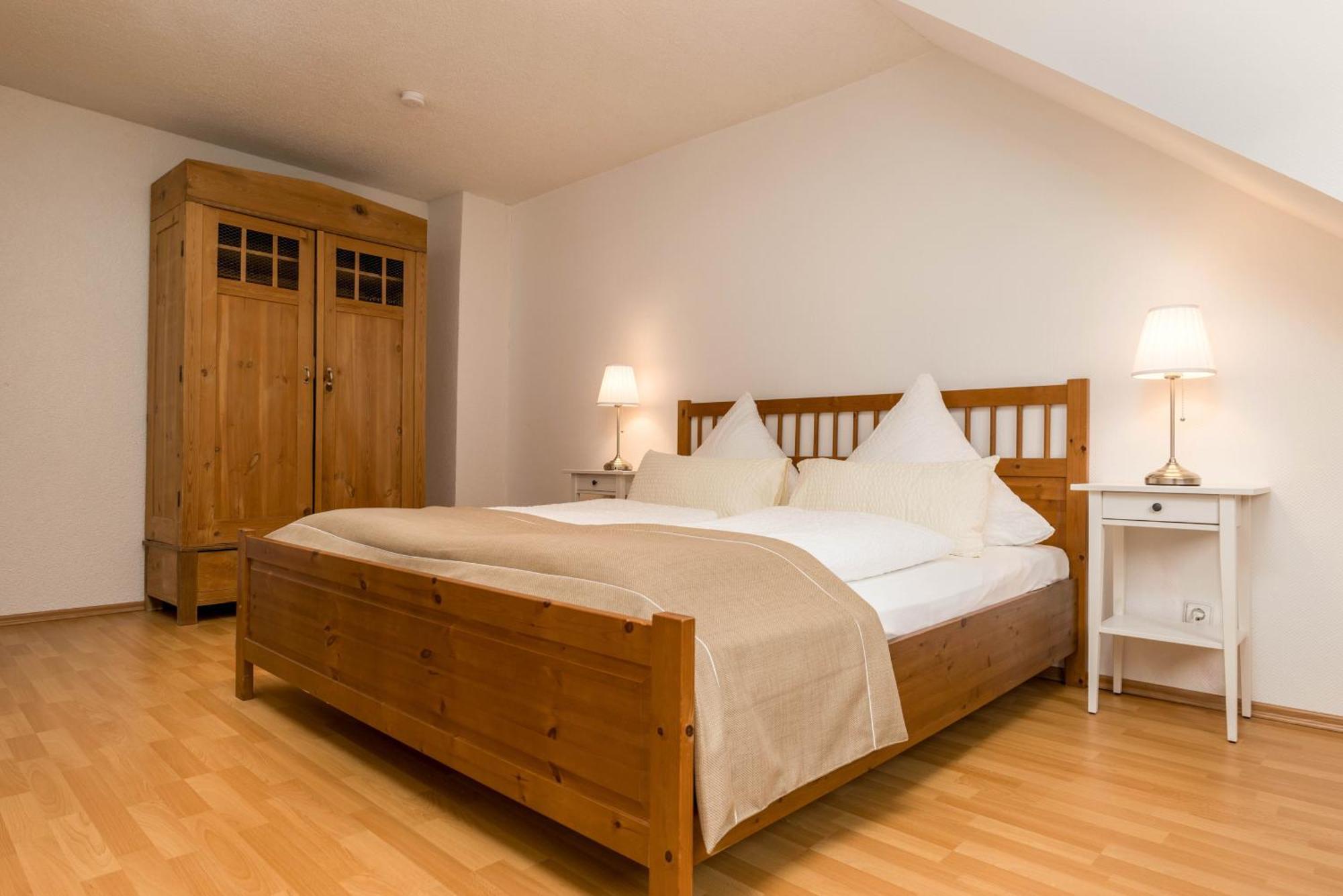 Riesling Appartement For 2 - 4 People - Billiards - Balcony With Mosel View - Parking - Wine Barrel Bar - Fully Equipped Kitchen - Netflix - Waiputv - 3 Km From Cochem Klotten Zewnętrze zdjęcie