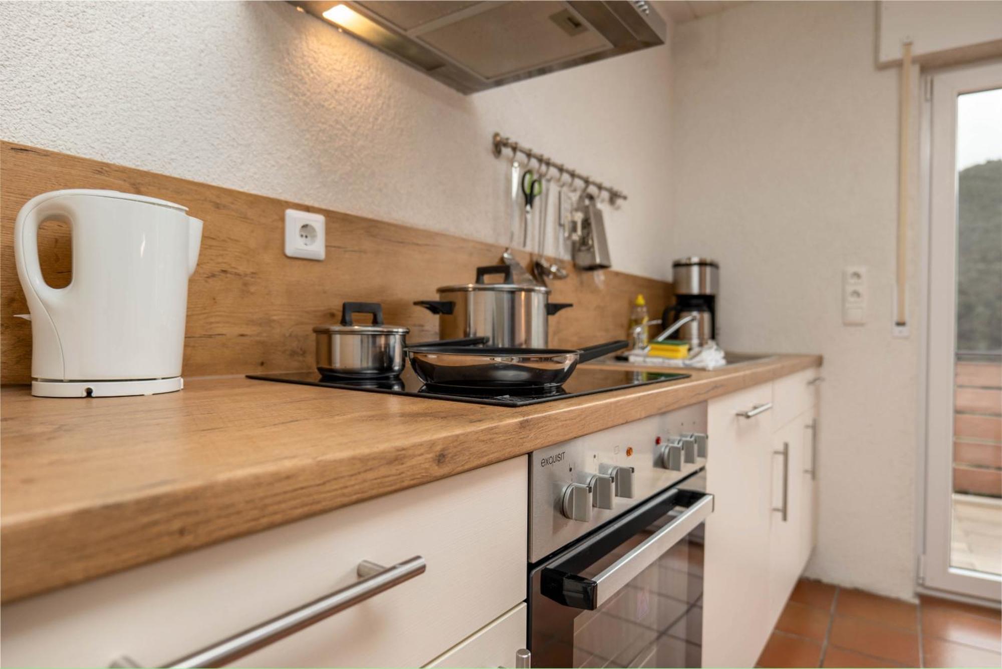 Riesling Appartement For 2 - 4 People - Billiards - Balcony With Mosel View - Parking - Wine Barrel Bar - Fully Equipped Kitchen - Netflix - Waiputv - 3 Km From Cochem Klotten Zewnętrze zdjęcie