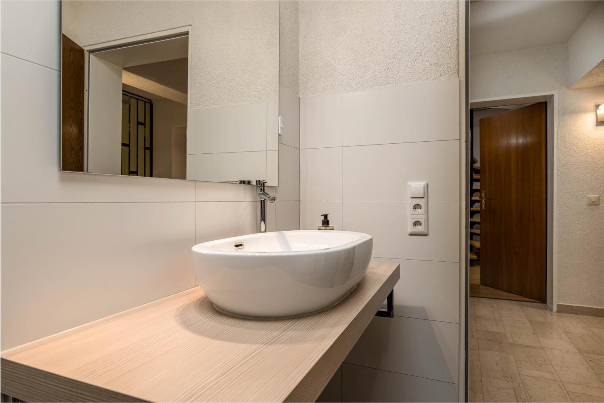 Riesling Appartement For 2 - 4 People - Billiards - Balcony With Mosel View - Parking - Wine Barrel Bar - Fully Equipped Kitchen - Netflix - Waiputv - 3 Km From Cochem Klotten Zewnętrze zdjęcie